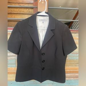 women’s short sleeve blazer jacket, petite size 12, black
